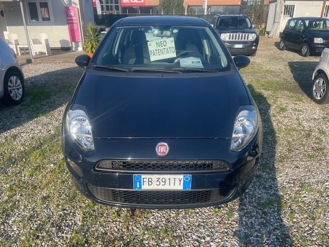 FIAT Punto 1.2 8V 5 porte EVO Immagine 1