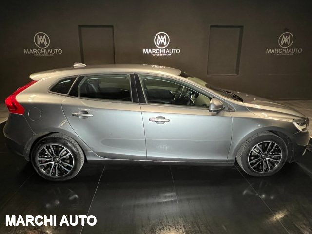 VOLVO V40 D2 Plus Immagine 3