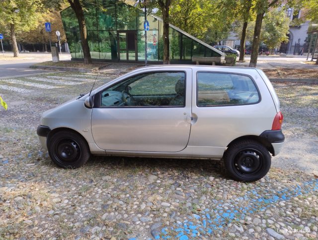 RENAULT Twingo 1.2i Dynamique - Clima - Ok neopatentati pochi km Immagine 3