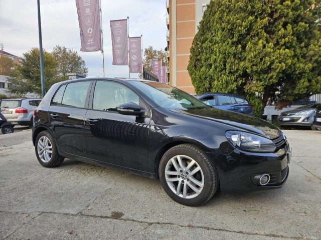 VOLKSWAGEN Golf 1.6 5p. Highline BiFuel Immagine 4