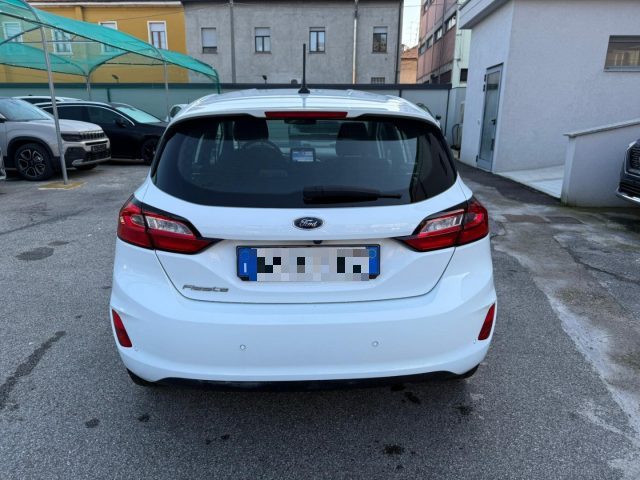 FORD Fiesta 1.1 BENZ/GPL 75CV 5 porte Titanium con Retrocamera Immagine 3