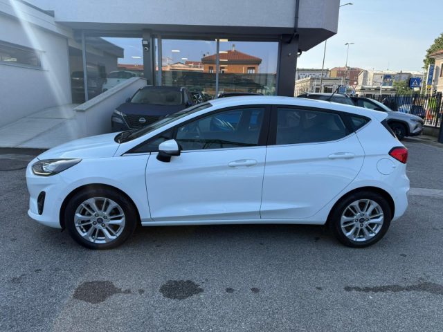 FORD Fiesta 1.1 BENZ/GPL 75CV 5 porte Titanium con Retrocamera Immagine 1