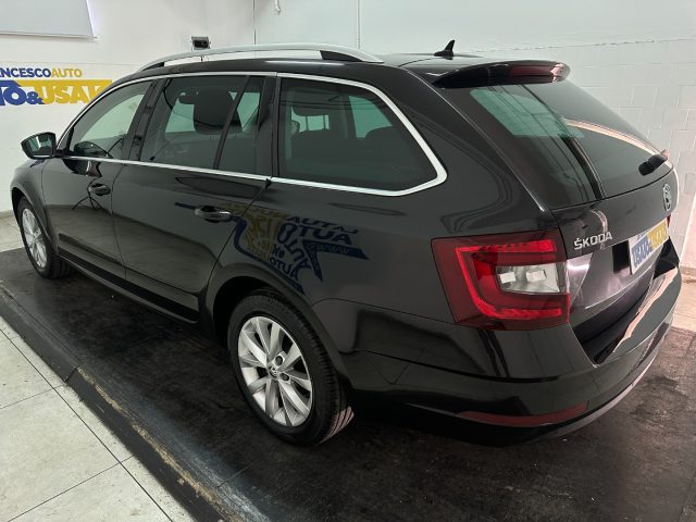 SKODA Octavia Wagon 1.6 tdi Ambition 115cv Immagine 1