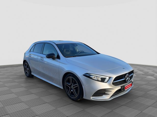 MERCEDES-BENZ A 180 A 220 Automatic PREMIUM Immagine 1