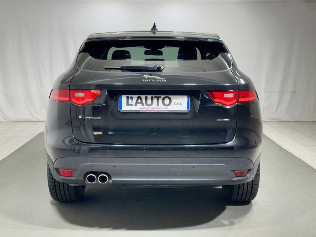 JAGUAR F-Pace 2.0 D 180 CV AWD aut. Prestige Immagine 3