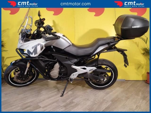 OTHERS-ANDERE OTHERS-ANDERE CFMOTO 650 MT Garantita e Finanziabile Immagine 2