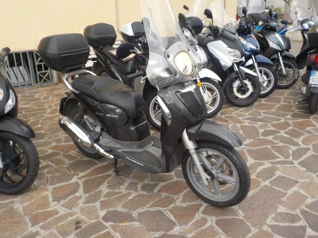 APRILIA Scarabeo 125 125 Immagine 2