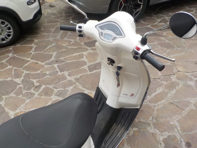 PIAGGIO Vespa 125 Primavera 125 Immagine 1