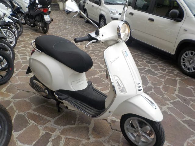 PIAGGIO Vespa 125 Primavera 125 Immagine 2