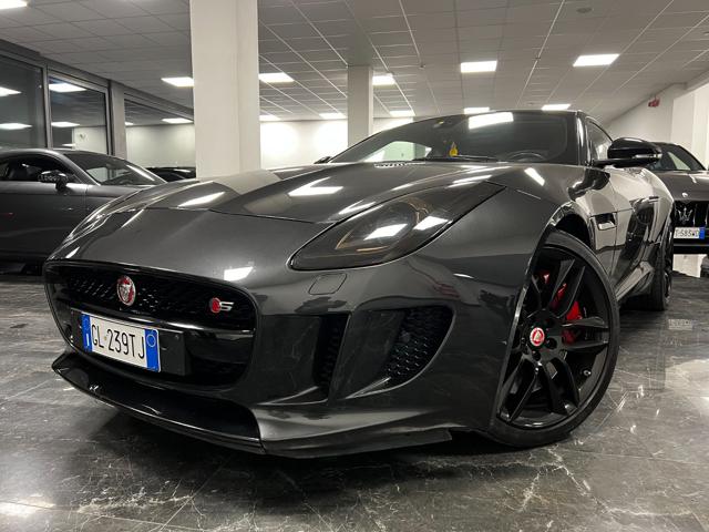 JAGUAR F-Type 3.0 V6 aut. Coupé S TETTO / SPOILER / PELLE Immagine 0