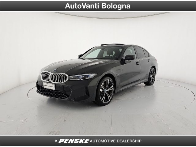 BMW 330 e xDrive Msport Immagine 0