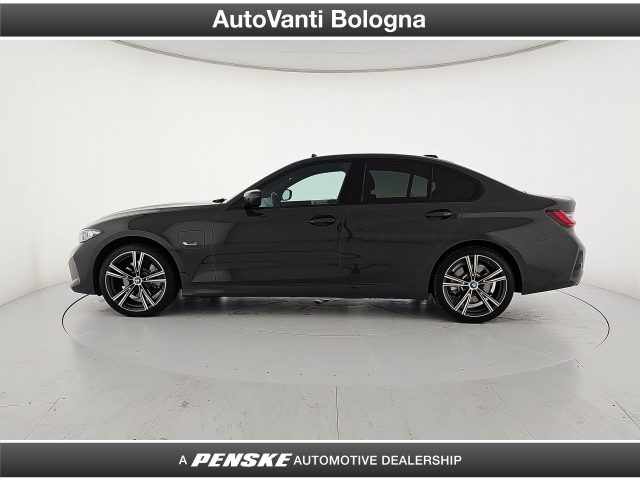 BMW 330 e xDrive Msport Immagine 2