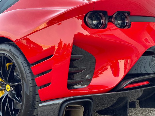 FERRARI 812 COMPETIZIONE 1/999 - foto 8