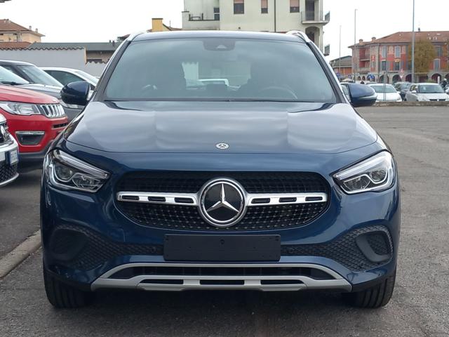 MERCEDES-BENZ GLA 180 Automatic Sport Progressive NAVI LED CAMERA Immagine 1