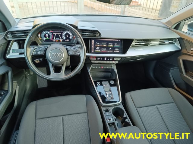 AUDI A3 Sportback 35TFSI S-LINE 150Cv S-Tronic SPB SLINE Immagine 1