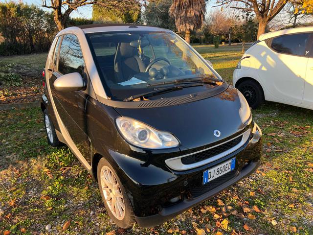 SMART ForTwo 1000 52 kW cabrio passion Immagine 1