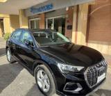 AUDI Q3 35 TFSI S tronic Business