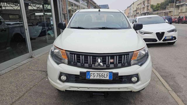 MITSUBISHI L200 2.4 DI-D/154CV Double Cab 4wd Invite Immagine 1