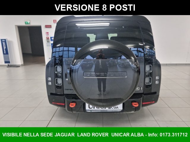 LAND ROVER Defender 130 3.0D I6 300 CV AWD Auto X Immagine 2