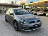 VOLKSWAGEN Golf 1.6 TDI 110 CV DSG Highline BlueMotion *NEOPATENTE