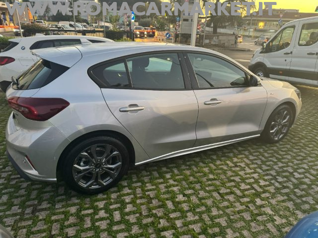 FORD Focus 1.0 EcoBoost Hybrid 125 CV Powershift 5p. ST-Line Immagine 4