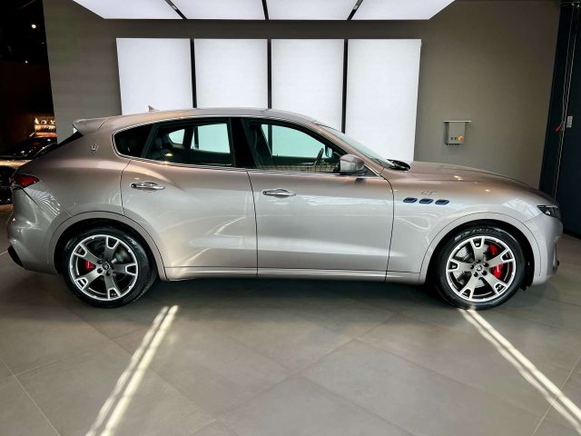 MASERATI Levante 2.0 mhev GT 330cv , Sport pack , ADAS Immagine 4