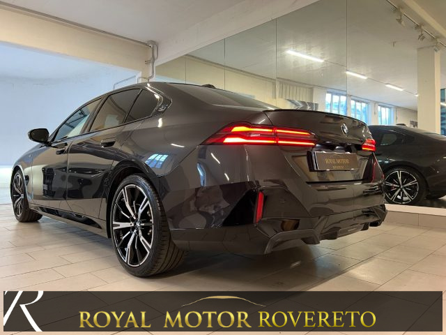 BMW 520 d 48V sDrive Msport AZIENDALE !! MSPORT PRO !! Immagine 3