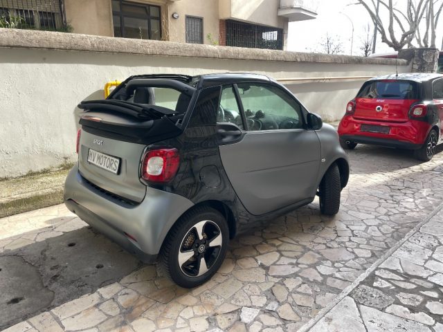 SMART ForTwo 90 0.9 T twinamic cabrio Passion Immagine 4