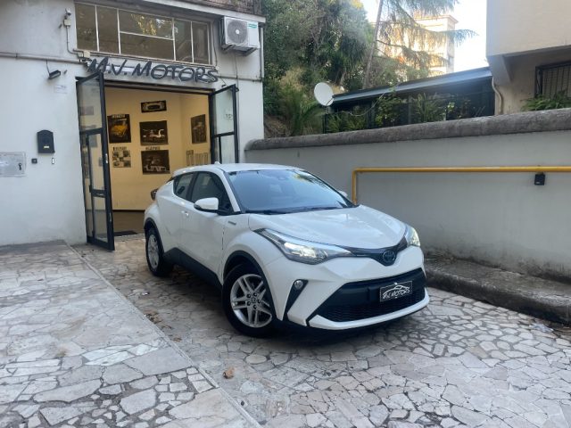 TOYOTA C-HR 1.8 Hybrid E-CVT Business Immagine 0