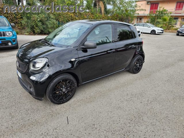 SMART ForFour 70 1.0 Passion gpl Immagine 1