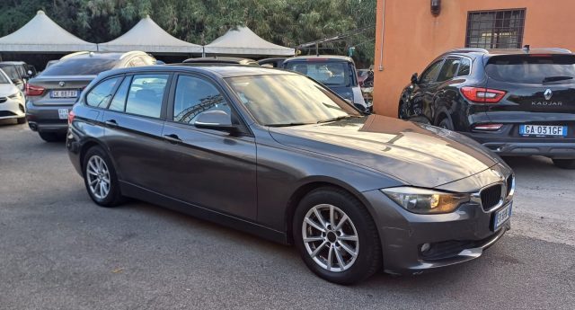 BMW 318 d Touring Luxury Immagine 1