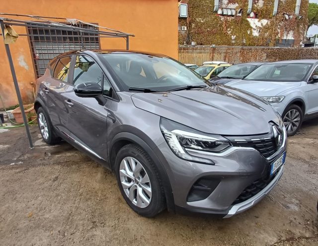 RENAULT Captur Blue dCi 115 CV Intens Immagine 1