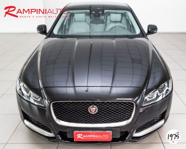 JAGUAR XF 2.0 D 180 CV aut. Prestige RISERVATA OPERATORI DE Immagine 1