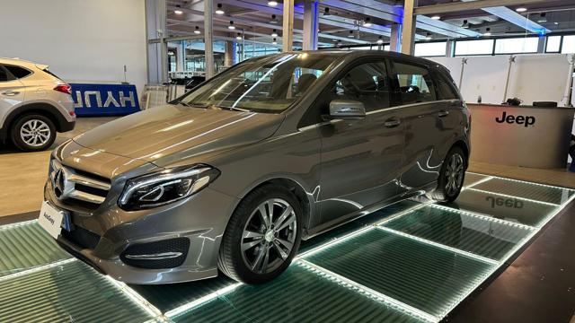 MERCEDES-BENZ B 180 d Sport "UNICO PROPRIETARIO KM 78300!" Immagine 2