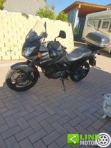 SUZUKI V-Strom 650 SUZUKI V-Strom 650