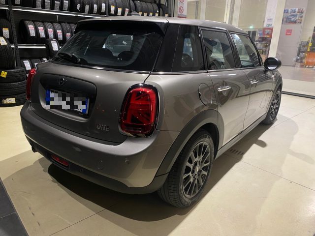 MINI One 1.5 One 75 CV Baker Street 5 porte OK NEOPATENTATO Immagine 3