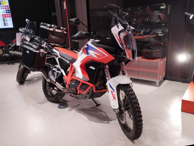 KTM 1290 Super Adventure SUPER ADVENTURE R Immagine 1