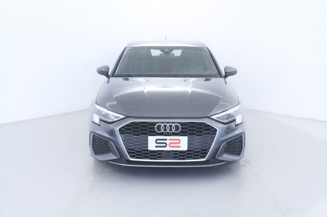 AUDI A3 SPB 35 TDI Stronic S line edition Fari LED Matrix Immagine 2