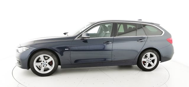 BMW 318 d Touring Sport CAMBIO AUTOMATICO Immagine 3