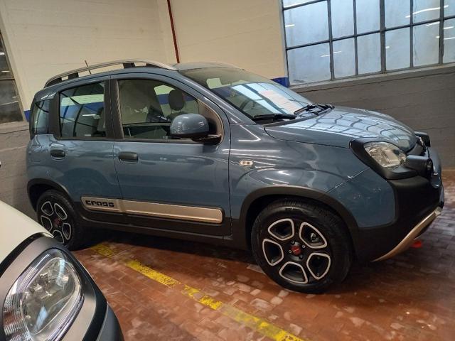 FIAT Panda Cross 1.0 FireFly S&S Hybrid Immagine 3