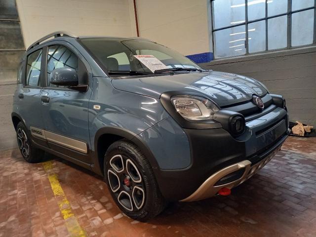 FIAT Panda Cross 1.0 FireFly S&S Hybrid Immagine 0