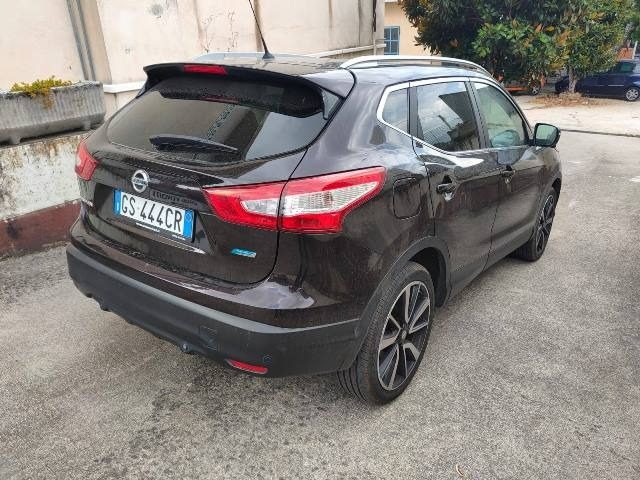 NISSAN Qashqai DCI RADAR PELLE NAVI SKY KM CERTIFICATI Immagine 1