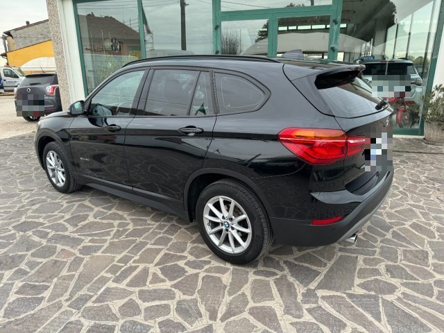 BMW X1 sDrive18d Advantage Immagine 4