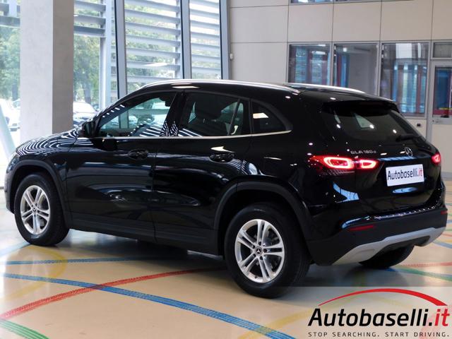 MERCEDES-BENZ GLA 180 D 116cv AUTOMATIC 8G-DCT SPORT, TECH PACK Immagine 3