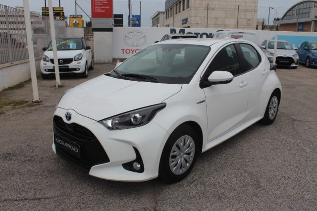 TOYOTA Yaris 1.5 Hybrid 5 porte Active Immagine 0