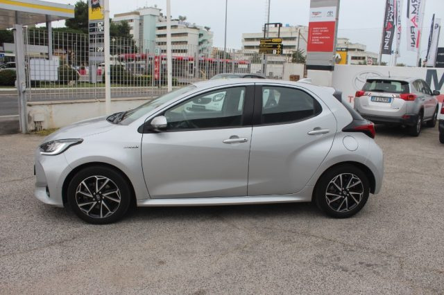 TOYOTA Yaris 1.5 Hybrid 5 porte Trend Immagine 2