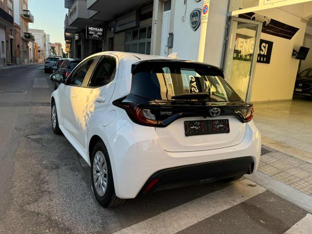 TOYOTA Yaris 1.5 Hybrid 5 porte Active Immagine 2