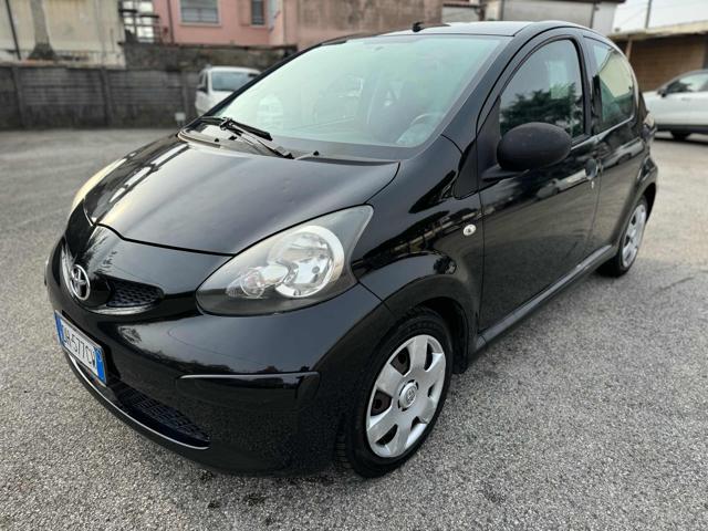 TOYOTA Aygo 90,375km Bellissima senza nessun lavoro da fare Immagine 1