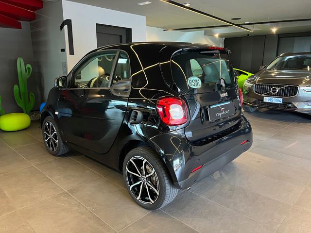 SMART ForTwo 70 1.0 CAMBIO MANUALE Immagine 2