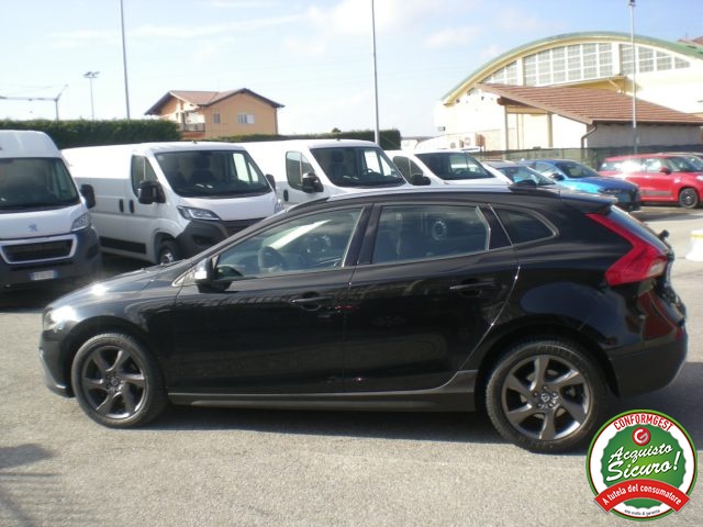 VOLVO V40 Cross Country D2 1.6 - OK NEOPATENTATI - PRONTA CONSEGNA Immagine 4